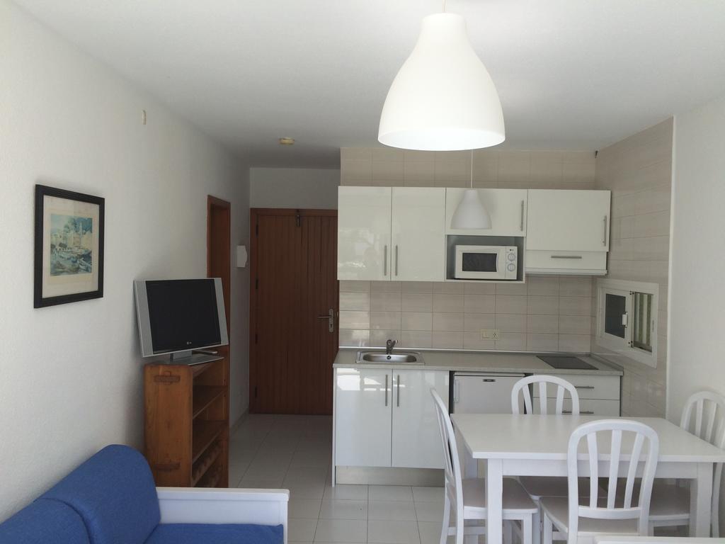 פורט דה פולנסה Apartamentos Llevant מראה חיצוני תמונה